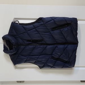 GAP Men’s Navy Blue Puffer Vest. Size Large